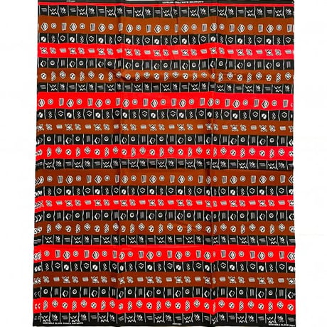 《商品説明をお読み下さい》アフリカ布　布　ハンドメイド　パーニュ　キテンゲ　アフリカンバティック　アフリカンプリント布　Mud print