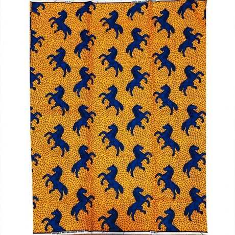 《商品説明をお読み下さい》アフリカ布　布　ハンドメイド　パーニュ　キテンゲ　アフリカンバティック　アフリカンプリント布  馬
