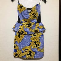 LAワンピース　オフショルダー　ウエストフリル　ワンピース
