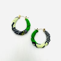 アフリカンプリント　アフリカンバンブーピアス　アフリカ布　ハンドメイド　バンブーピアス　hiphop african print
