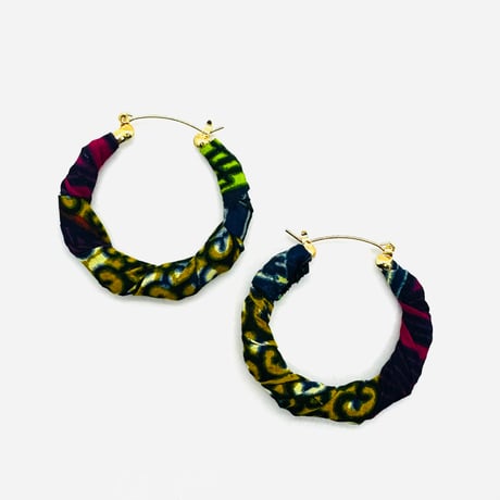 アフリカンプリント　アフリカンバンブーピアス　アフリカ布　ハンドメイド　バンブーピアス　hiphop african print