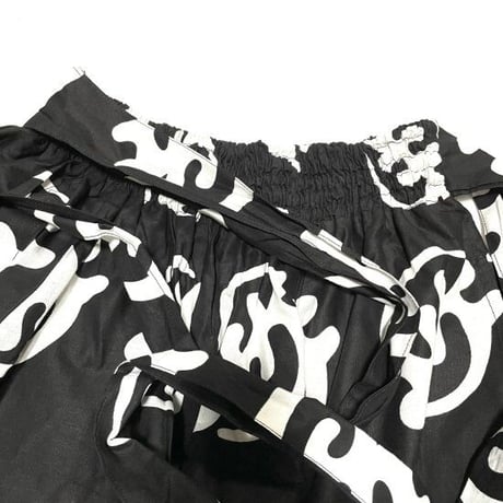 アフリカンプリント　アディンクラ　ガーナ　ジニャメ　ブラック　紐 / ヘッドラップ付き　スカート　ロングスカート　African print Adinkra Gye Nyame Maxi Skirt
