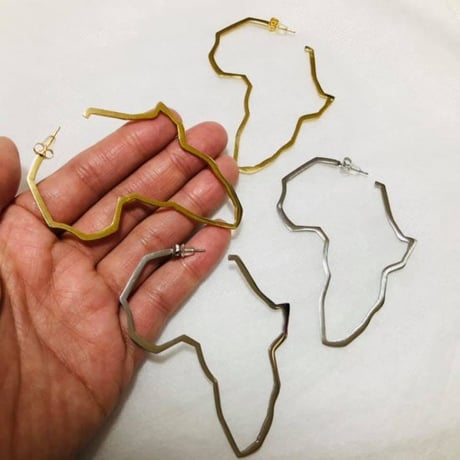アフリカ　アフリカ大陸　ピアス　18K Gold Plated African Map