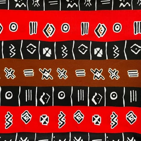《商品説明をお読み下さい》アフリカ布　布　ハンドメイド　パーニュ　キテンゲ　アフリカンバティック　アフリカンプリント布　Mud print