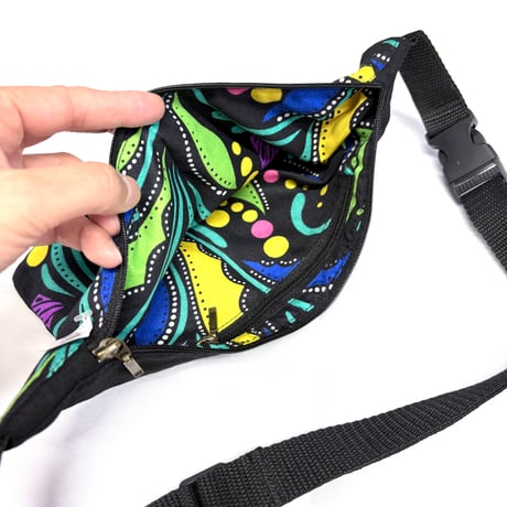アフリカンプリント　アフリカ布　ハンドメイド　ポシェット　ウエストポーチ　African print porch Bag
