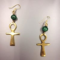 Made in Kenya　アフリカ　ケニア　真鍮　黄銅　アンク　マラカイト　天然石　パワーストーン　アフリカン　ゴールド　ハンドメイド　ピアス　Brass Ankh Malachite