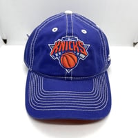 ≪委託商品≫Adidas　アディダス　NBA　NEW YORK KNICKS　ニューヨーク・ニックス　アジャスタブル　キャップ