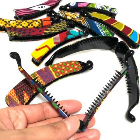 アフリカンプリント　アフリカ布　パーニュ　キテンゲ　ハンドメイド　バナナクリップ　African print