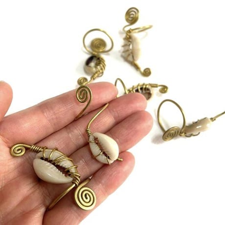 Made in Africa　フリーサイズ　真鍮　シェル　貝殻　ハンドメイド　リング　指輪　Brass & Cowrie Shell Rings