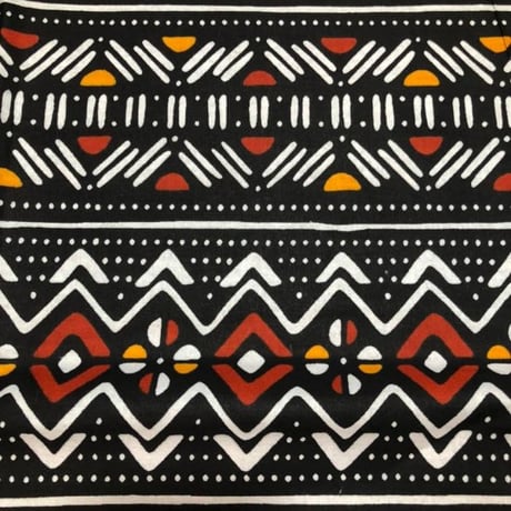 《商品説明をお読み下さい》アフリカ布　布　ハンドメイド　パーニュ　キテンゲ　アフリカンバティック　アフリカンプリント布　Mud print