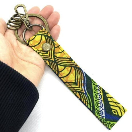 アフリカンプリント　アフリカ布　パーニュ　キテンゲ　ハンドメイド　キーホルダー　African print