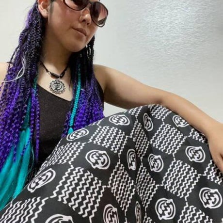 アフリカンプリント　アディンクラ　ガーナ　ジニャメ　ブラック　ラップスカート　巻きスカート　ロングスカート　African print Adinkra Gye nyame Wrap skirt