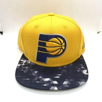 ≪委託商品≫Adidas　アディダス　NBA　Indiana Pacers　インディアナ・ペイサーズ　アジャスタブル　キャップ