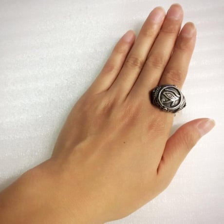 アフリカ　エジプト　Egypt　ホルス　ホルスの目　Horus　シルバー　リング　ring