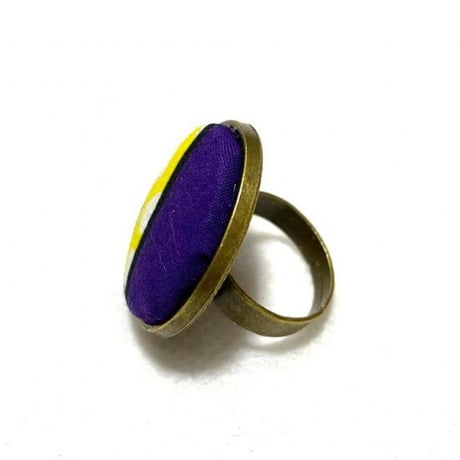アフリカンプリント　アジャスタブル　ハンドメイド　くるみボタン　リング　指輪　African print ring