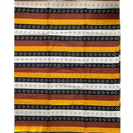 《商品説明をお読み下さい》アフリカ布　布　ハンドメイド　パーニュ　キテンゲ　アフリカンバティック　アフリカンプリント布　Mud print