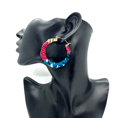 アフリカンプリント　アフリカンバンブーピアス　アフリカ布　ハンドメイド　バンブーピアス　hiphop african print