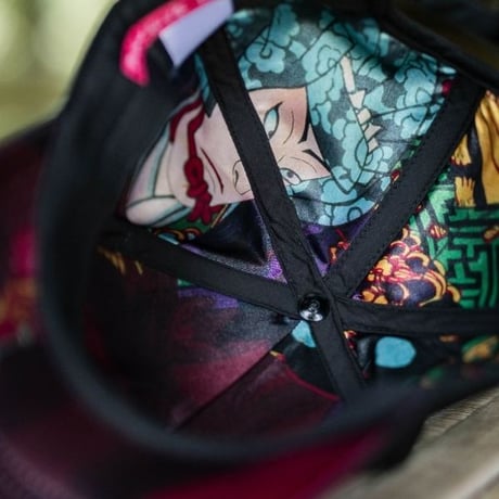武田信玄×上杉謙信 浮世絵キャップ　上杉謙信　毘沙門天 黒黒　fit-11kebk