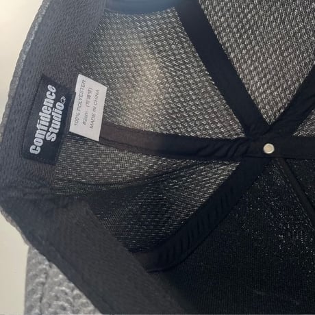 CONFIDENCE STUDIO SIMPLE NEW LOGO DEEP CAP  ALL MESH CHARCOAL CON-06