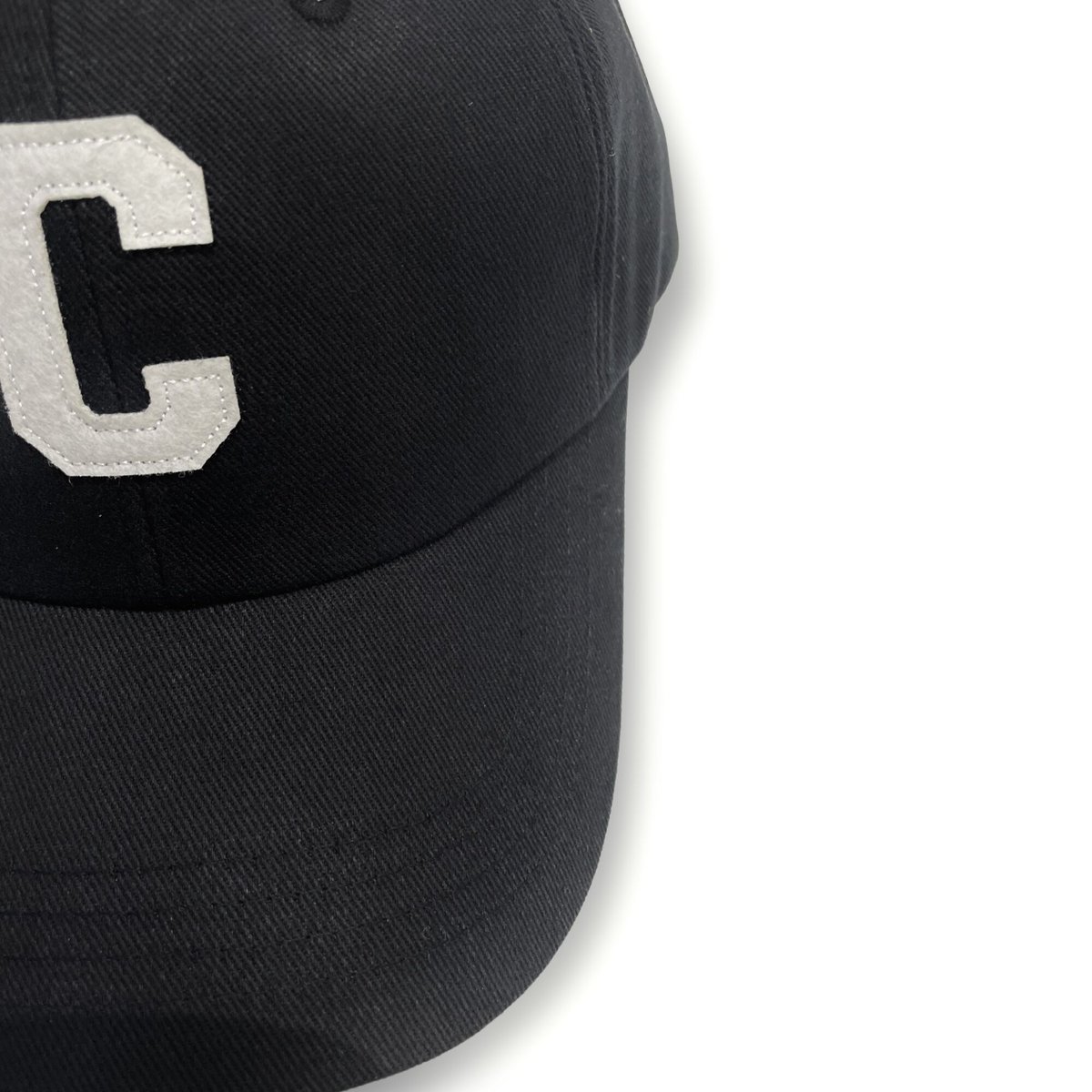 ベースボールキャップ　ブラック　Cマーク CONVICT ベースボールキャップ BLACK Cマーク - CONVICT