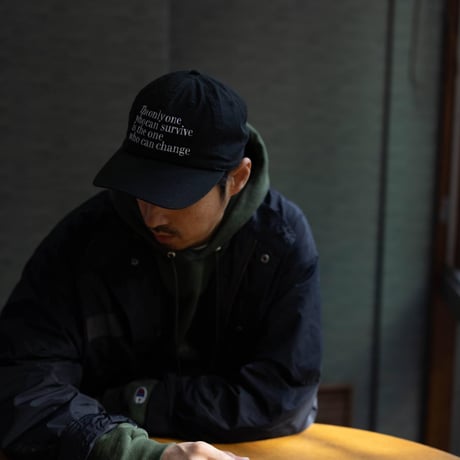 【限定セール品】confidence studio soft Darwinism message LOGO BLACK/WHITE CON-45
