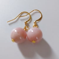 ピンクオパールピアス