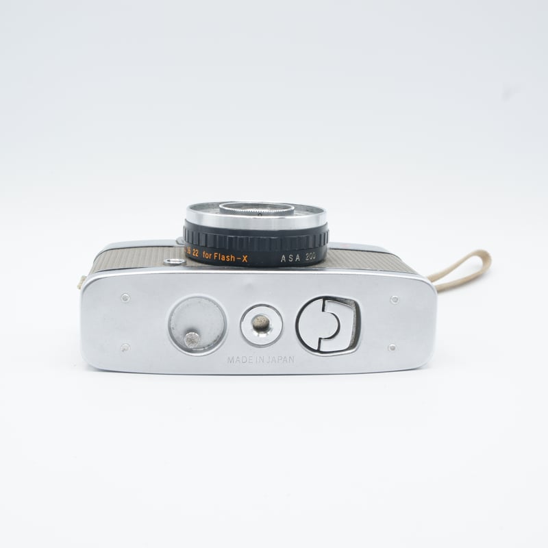 OLYMPUS-PEN-EE オリンパスペンシリーズ OLYMPUS PEN EEを徹底解説。作例から中古価格・使い方まで | ONE