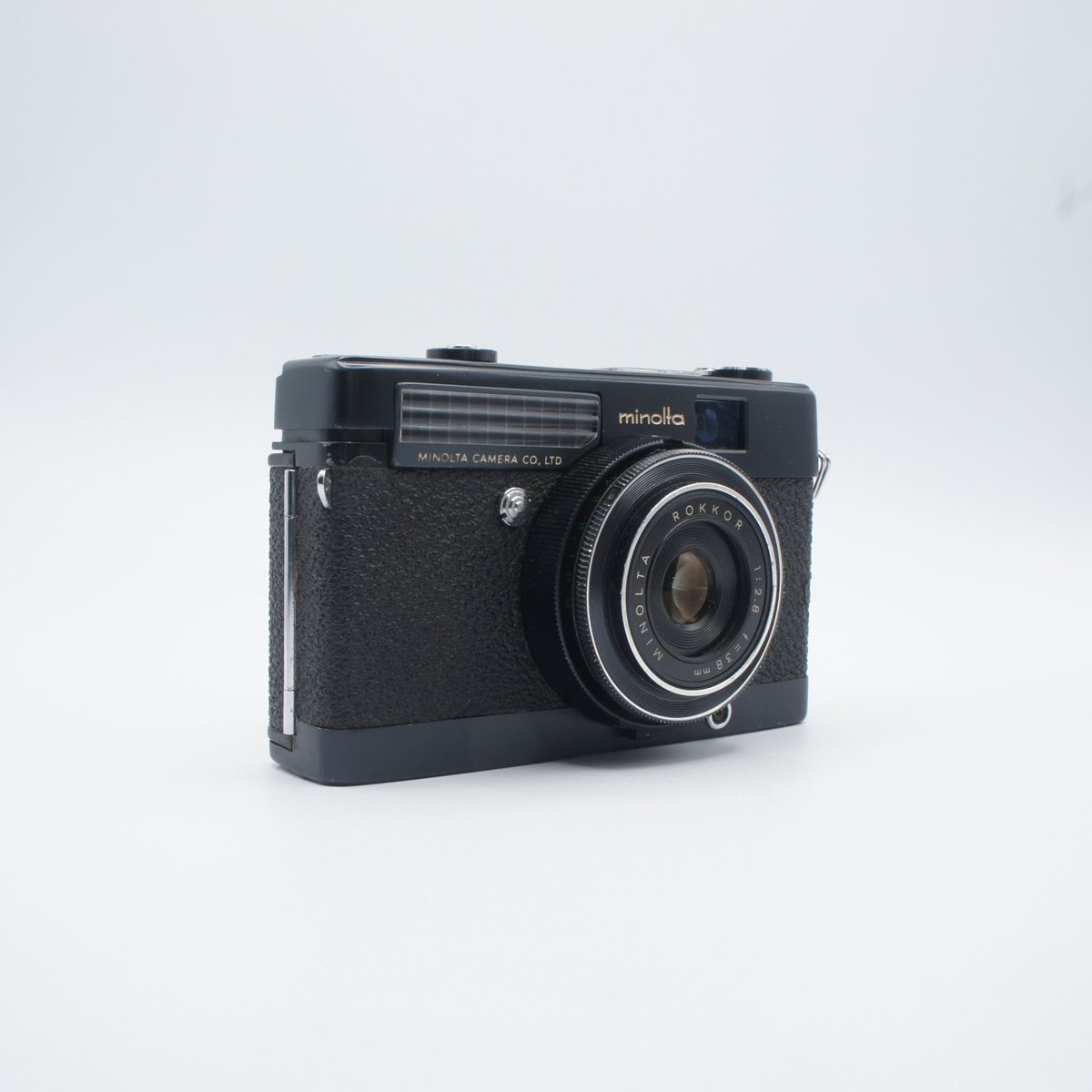 MINOLTA　ミノルチナp　ミノルタ minolta minoltina P ミノルタ 専用ケース付き フィルムカメラ
