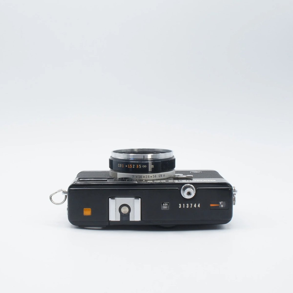 Olympus〗35EC2 black(#136) | ニクサンカメラ Olympus〗35EC2 black(#136) | ニクサンカメラ
