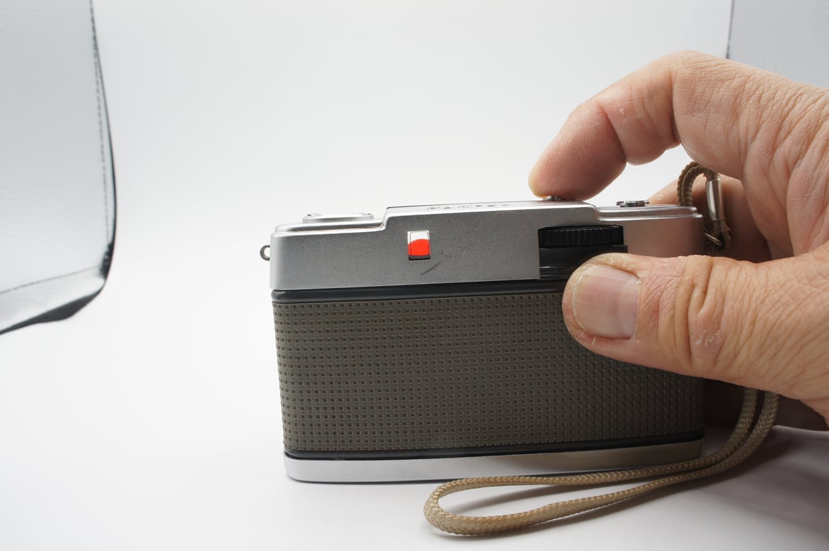 Olympus〗Pen EES（#96） | ニクサンカメラ