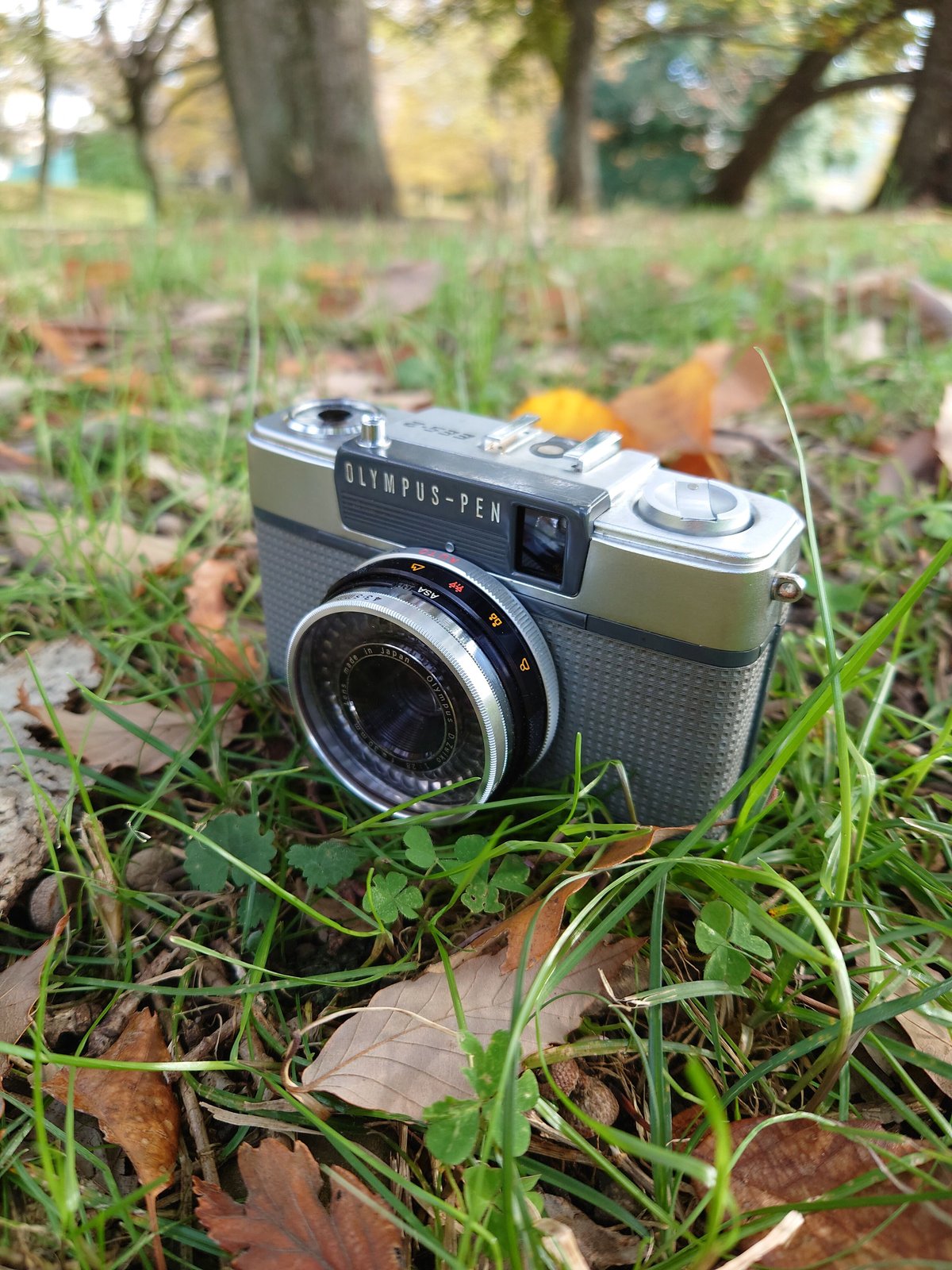 整備済・完動品】 OLYMPUS PEN EE-3 深緑-