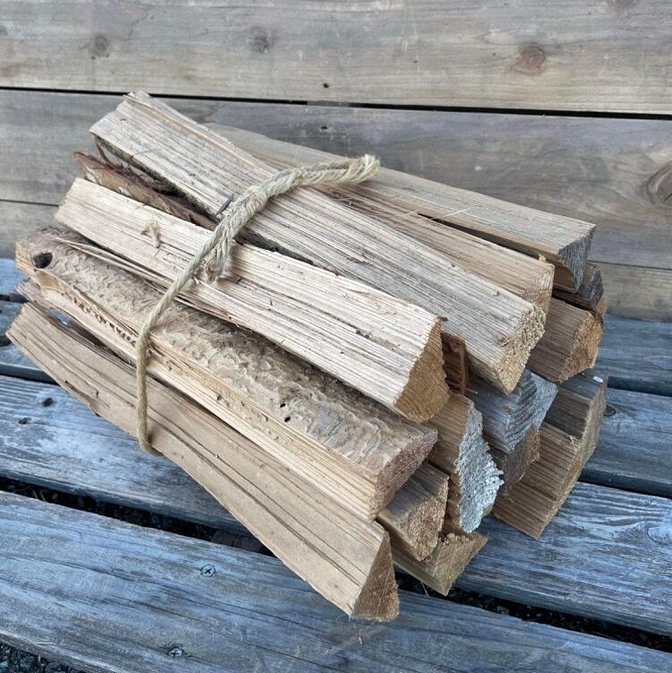 薪用の梨の玉切り 3トン 5月連休までに引取り限定(福島市) 条件付 薪用の梨の玉切り 3トン 5月連休までに引取り限定(福島市)