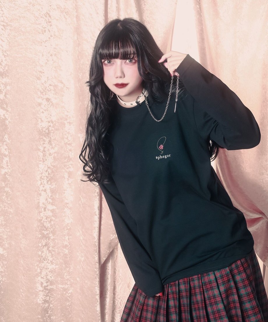 6385f33c7df7951561d2d4c2