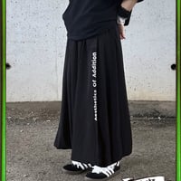 エクスクルーシブ作品　 "SKRRR"