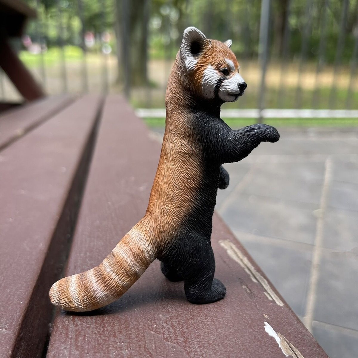 レッサーパンダフィギュア(9㎝)風太モデル | 千葉市動物公園 レッサーパンダフィギュア(9㎝)風太モデル | 千葉市動物公園