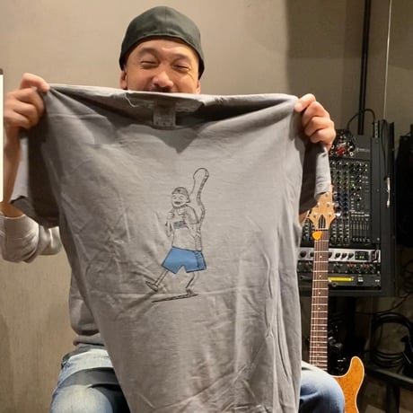 アイムギタリスト"イラスト" ウォッシュ加工 Tシャツ グレー　送料¥185