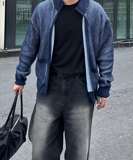 Two-tone full zip-up knitwear