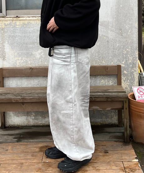 Snow dirty white denim