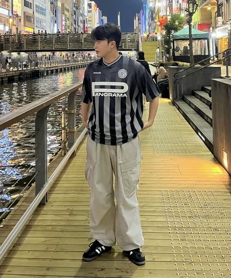 Gray side over pants