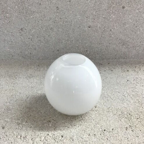 Balloon vase S -enamel white- | iino naho g