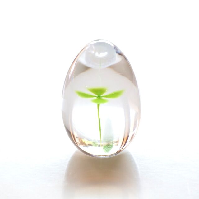 clover | iino naho glass gallery