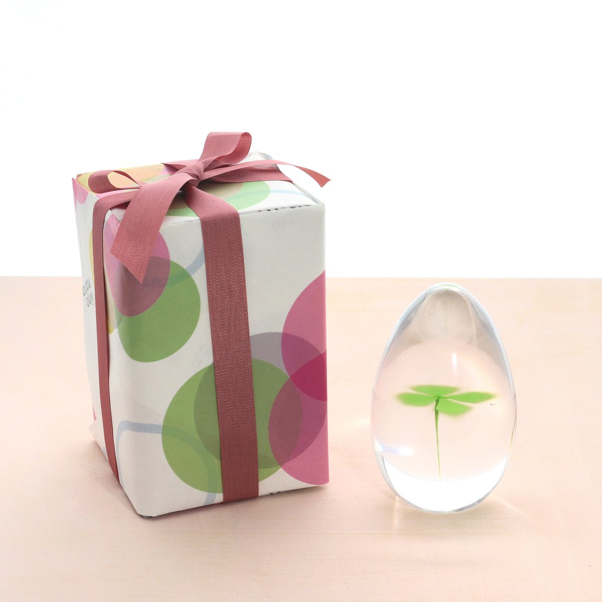 clover | iino naho glass gallery