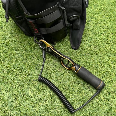 CL-36 FISH GRIP HOLDER