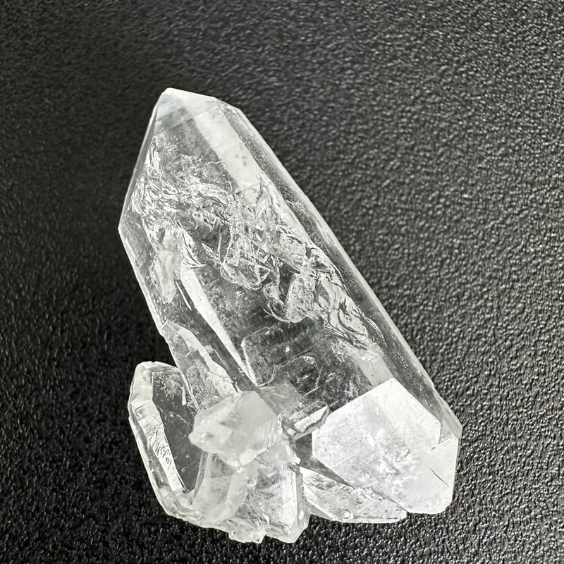 ライトニングクォーツ（雷水晶）・ポイントNo.5 | Native Stellar Alchemy