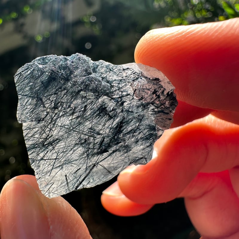 ザギ水晶　ザギマウンテンクォーツ　750g ザギ水晶 ザギマウンテンクォーツ 原石 – アースリバーストア