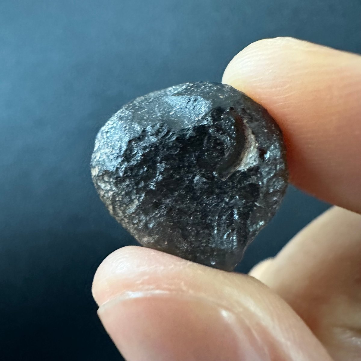 コロンビアナイト隕石（Koronbianaito）原石希少 コロンビアナイト隕石