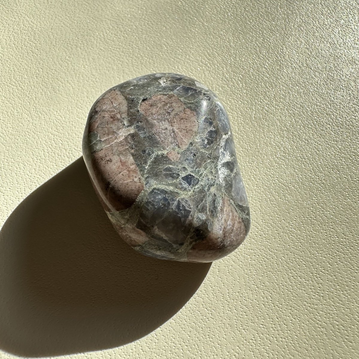 【№14】天然石 ケセラストーン ミニタンブル 原石浄化 ミロナイト ケセラセラ №14】天然石 ケセラストーン ミニタンブル 原石浄化 ミロナイト