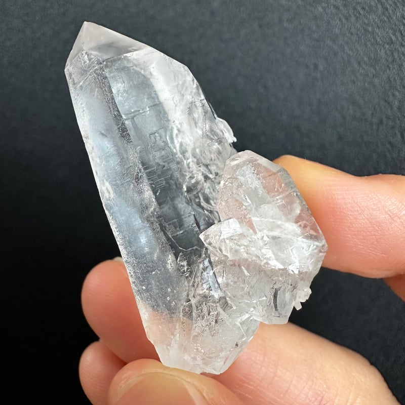 ライトニングクォーツ（雷水晶）・ポイントNo.5 | Native Stellar Alchemy