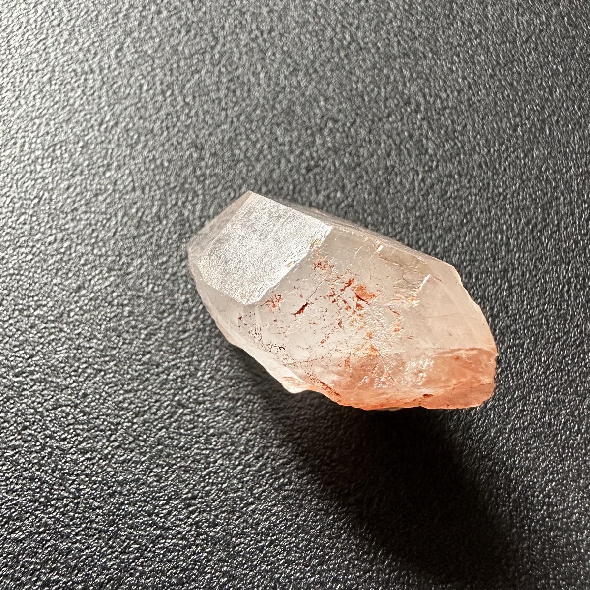 モンド レッドエレスチャルクォーツ原石 No. 3 | Native Stellar Alchemy