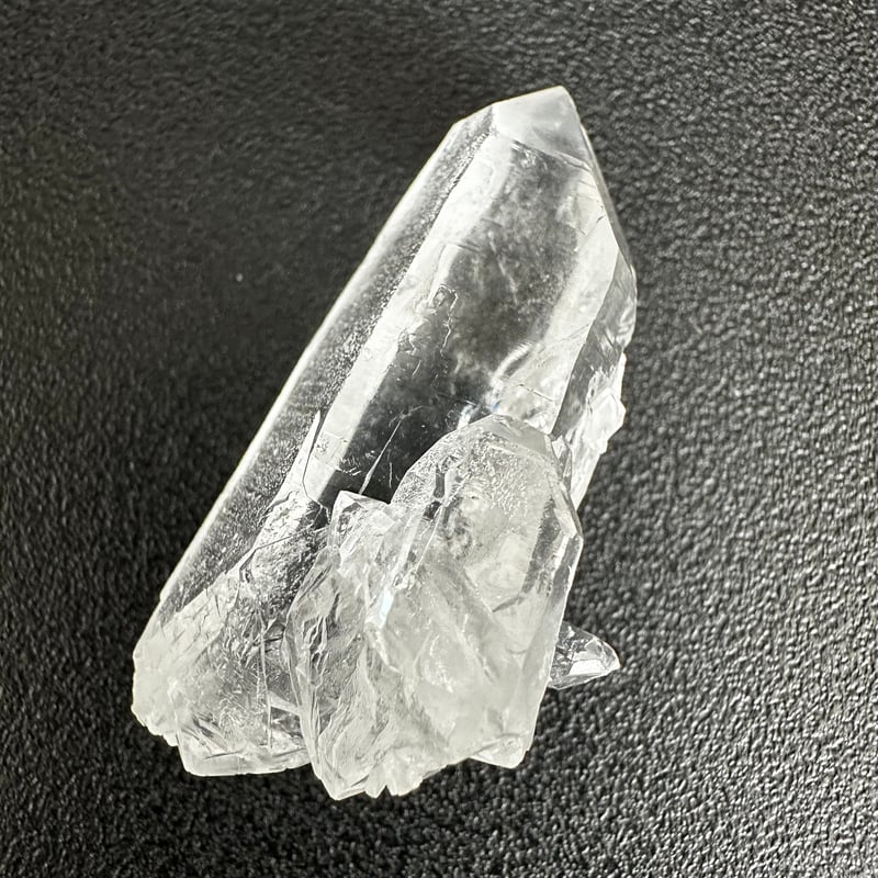 ライトニングクォーツ（雷水晶）・ポイントNo.5 | Native Stellar Alchemy